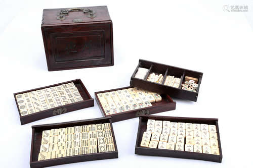 A Set of Chinese Majiang