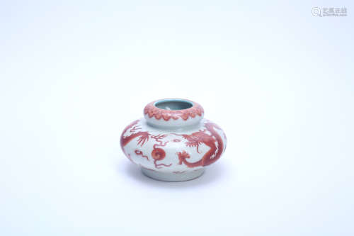 A Chinese Porcelain Jar with Red Dragon 