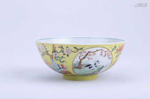 A Chinese Famille-Rose Porcelain Bowl