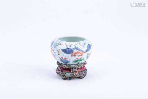 A Chinese Wu-Cai Porcelain Brush Washer