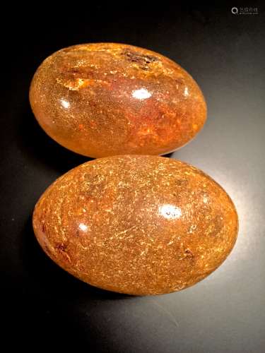 琥珀双蛋 Two Amber eggs