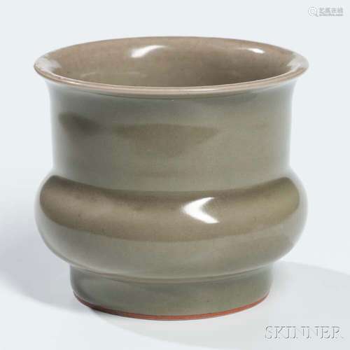 Celadon-glazed Vessel