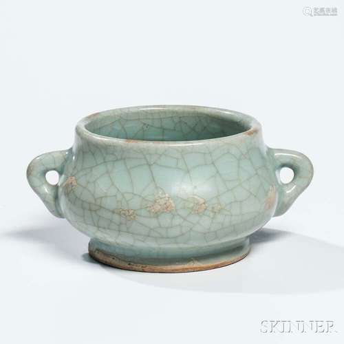 Pale Blue Crackle-glazed Censer