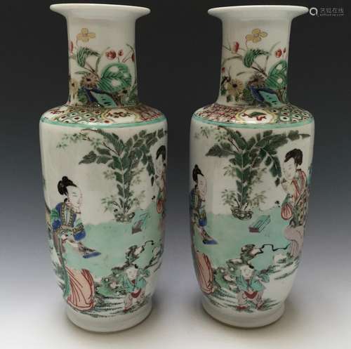 A BEAUTIFUL PAIR CHINESE ANTIQUE FAMILL ROSE PORCELAIN VASE SEAL MARK OF KANGXI,19C.