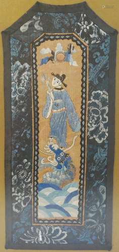 ANTIQUE CHINESE SILK EMBROIDERY - 19TH CENTURY