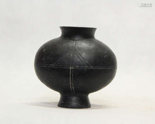 Chinese Black Ceramic Pot