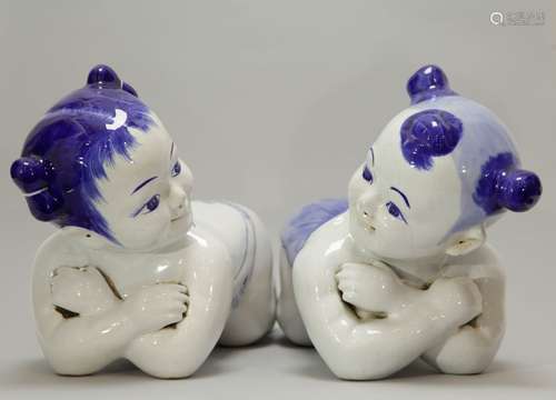 Pair of Chinese Blue/White Porcelain Head Stands