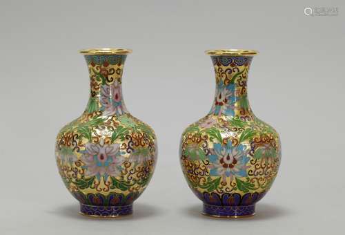 2 Pieces of Chinese Cloisonne Vase