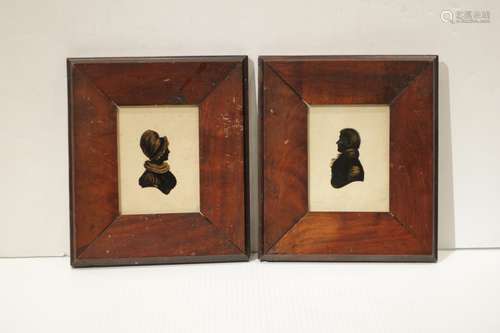 Pair of European Painting w/ Frame