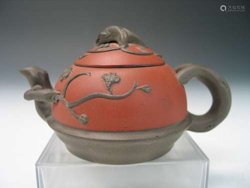 Chinese Yixing Teapot.