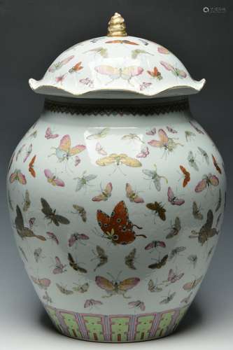 An Imperial Butterfly Jar, Guangxu Mark and Period