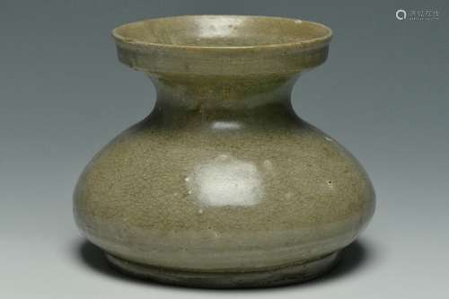 A Yueyao Vase, Western Jin Dynasty