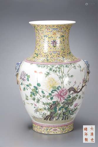 CHINESE FAMILLE ROSE PORCELAIN VASE, FLORAL MOTIF