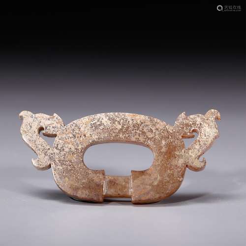 CHINESE ARCHAIC STYLE JADE ORNAMENT