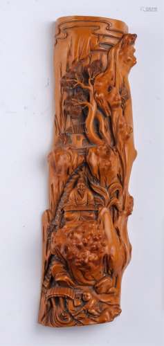 CHINESE HUANGYANG WOOD CARVED SCHOLAR AND PINE TRE