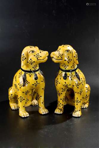 PAIR OF CHINESE YELLOW GLAZED PORCELAIN DOGS