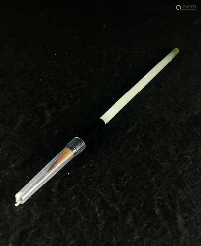 CHINESE REPUBLIC PERIOD JADEITE BRUSH PEN