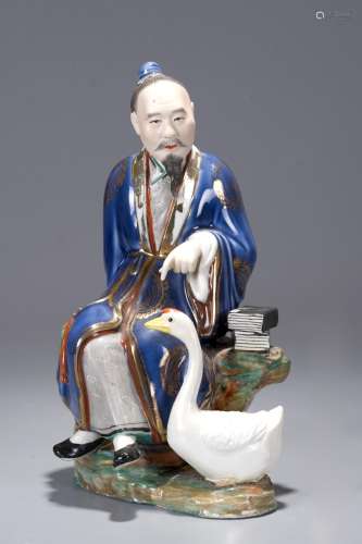 CHINESE PORCELAIN FIGURE OF SCHOLAR