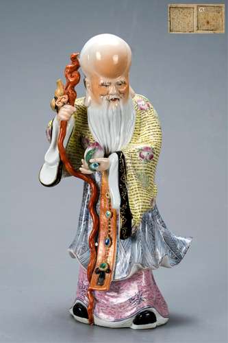 CHINESE FAMILLE ROSE PORCELAIN FIGURE OF LAOSHOU