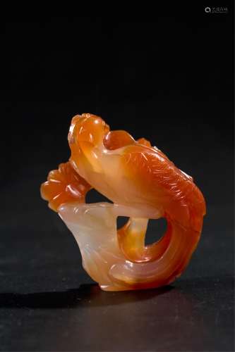 CHINESE AGATE CARVED PHOENIX