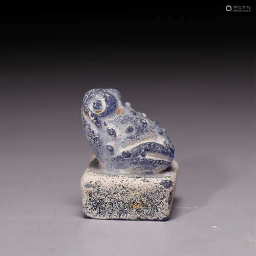 CHINESE TANG DYNASTY BLUE GLASS FROG SEAL