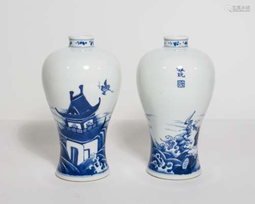 PAIR OF CHINESE BLUE WHITE MEIPING VASE