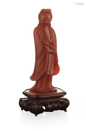 CARVED AMBER STANDING FIGURE OF GUANYIN,QING DYNASTY, 19TH CENTURY