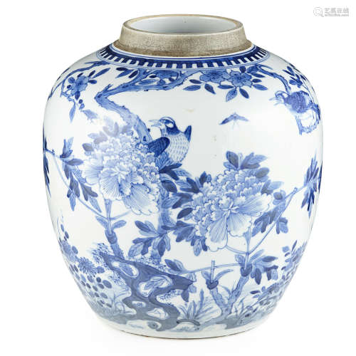 BLUE AND WHITE GINGER JAR,QING DYNASTY, 19TH CENTURY