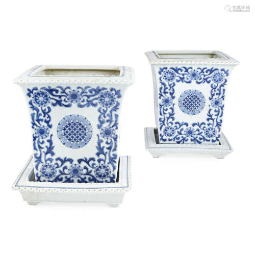 PAIR OF BLUE AND WHITE SQUARE JARDINIÈRES AND STANDS,JINGDEZHEN MARK