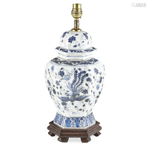 BLUE AND WHITE BALUSTER VASE AND COVER