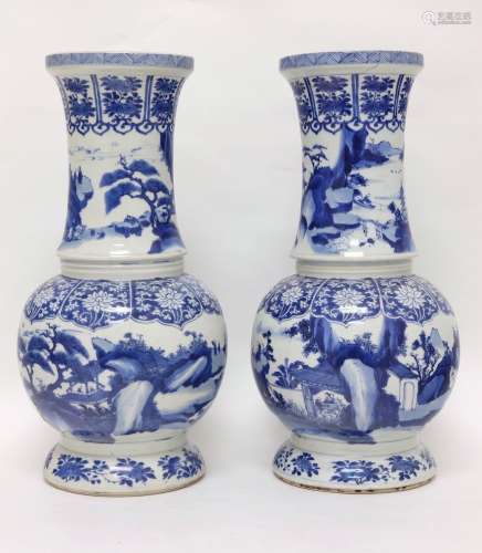 Chinese Pair of Blue-white Vases