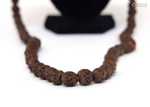 Chinese Tan Xiang Wood Necklace