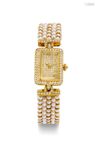 卡地亚　高贵精致，黄金镶钻女装机械腕表，备天然珍珠链带，年份约1985