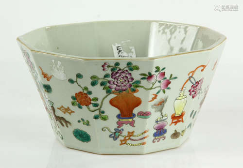 Chinese Famille Rose Porcelain Flower Pot