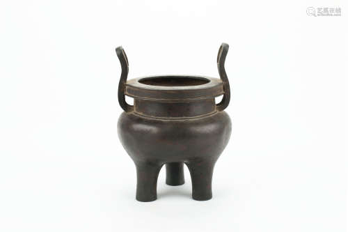 A Chinese Bronze Tri-Pod Censer