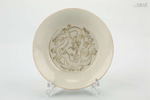 A Chinese Ding-Type Dragon Pattern Porcelain Dish