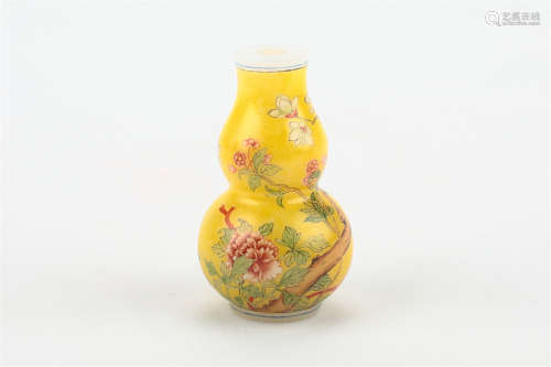 Chinese Peking Glass Double Gourd Snuff Bottle,