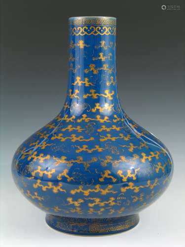 Chinese gilted powder blue porcelain vase, Guangxu