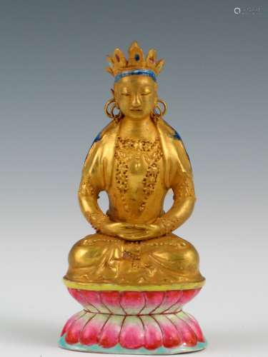 Chinese porcelain figure of a buddha