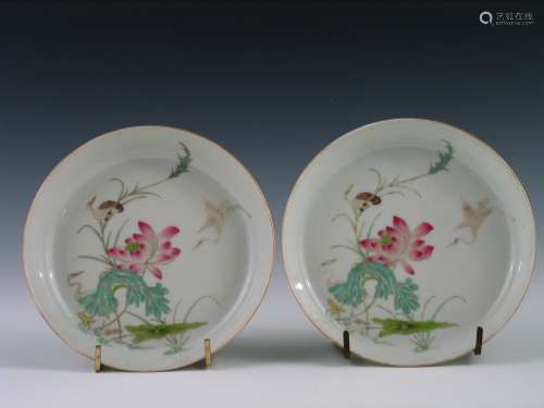 Pair Chinese famille rose porcelain dishes, Yongzheng