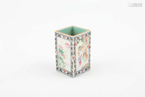 Chinese famille rose porcelain brush pot, Qianlong