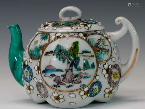 Chinese famille rose porcelain teapot