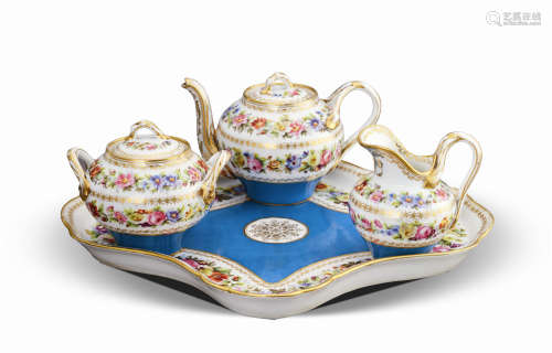 十九世纪 法国赛弗勒风格茶具 （一组四件）