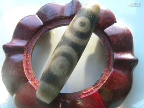 Antique Tibet Dzi Bead