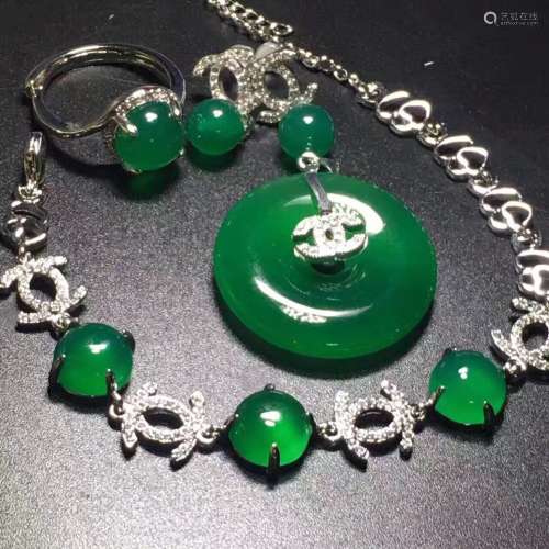 Set Natural Green Stone Earring,Ring,Bracelet,Pendant