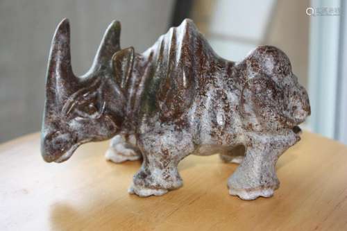 Shang/Zhou dynasty? Chinese carved dark jade rhinoceros