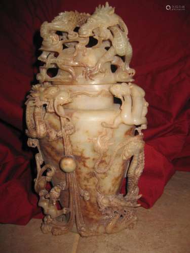 Certified Chinese jade vase: 3 dragons & lid, Qing dynasty