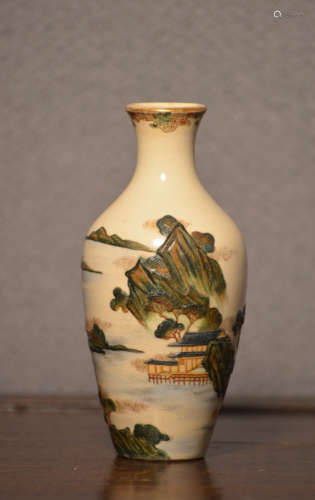 Japanese Satsuma Vase with Moriage Landscape by Kinkozan