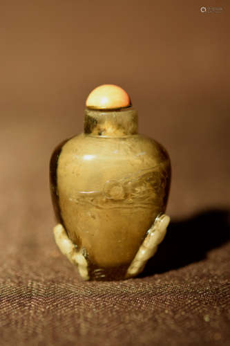 Chinese Rock Crystal Snuff Bottle with Boy Scene