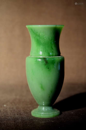 Chinese Spinach Jade Flower Vase